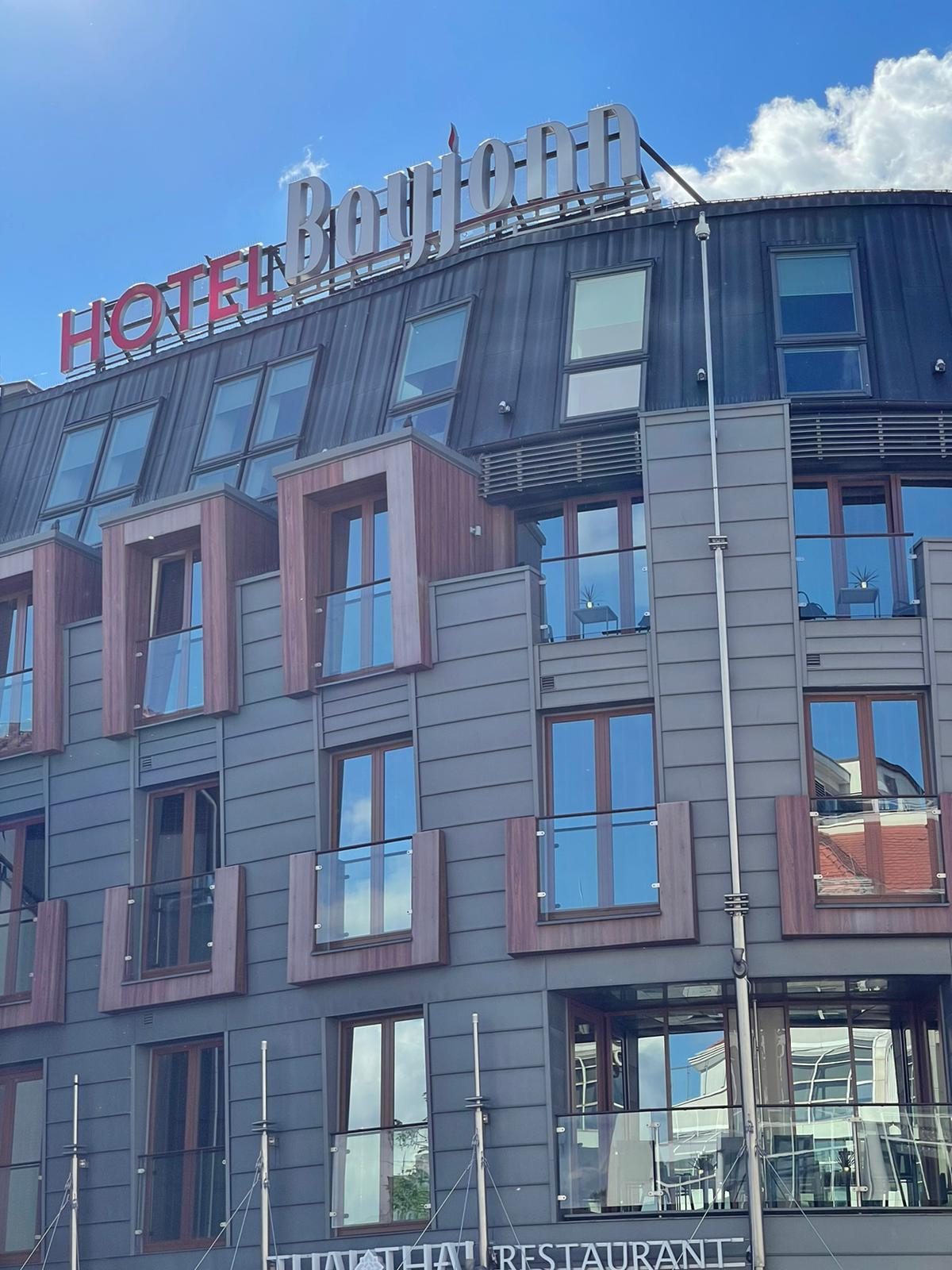 Elewacja hotelu Bayjonn w Sopocie